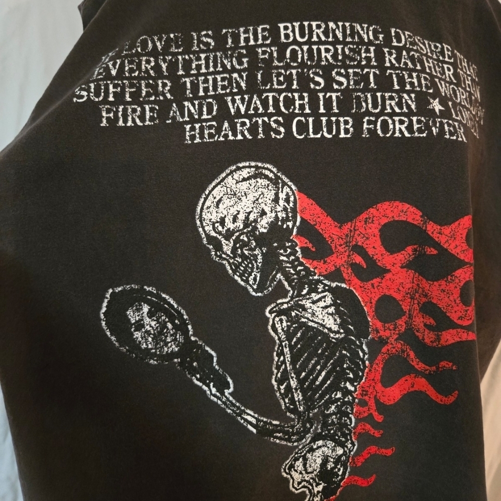 Edgy Graphic Men's Tee in Black and Red - Picture 6 of 7